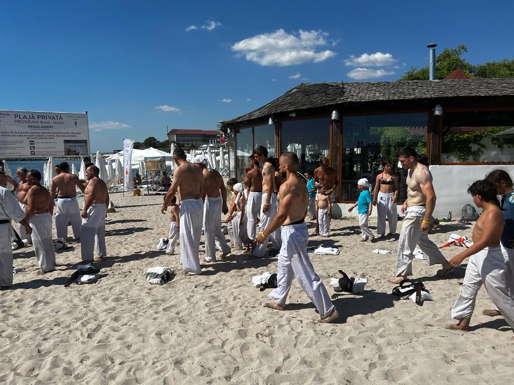 Karate Hösbach – Kyokushin-Budokai-Karate in der Fitness Farm Steiger, Bessenbach