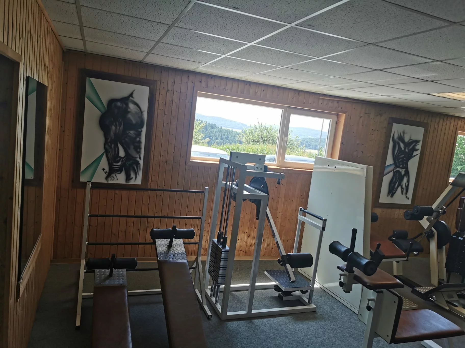 Trainingsfläche im Old School Studio Fitness Farm Steiger, Bessenbach