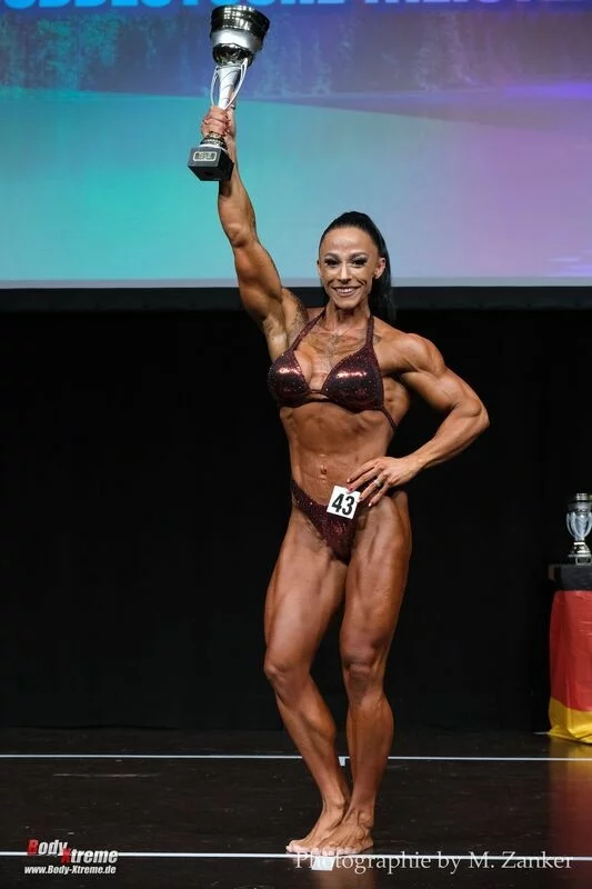 Wettkampferfolg von Karina Penelope Ackermann, Fitness Farm Steiger